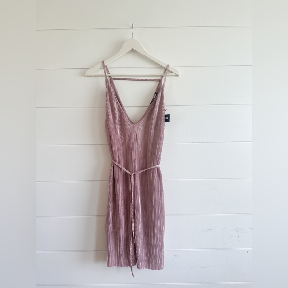 NWT - Black Note- Pink pleated Short Dress - Spaghetti Strap - Waist Tie- Size L